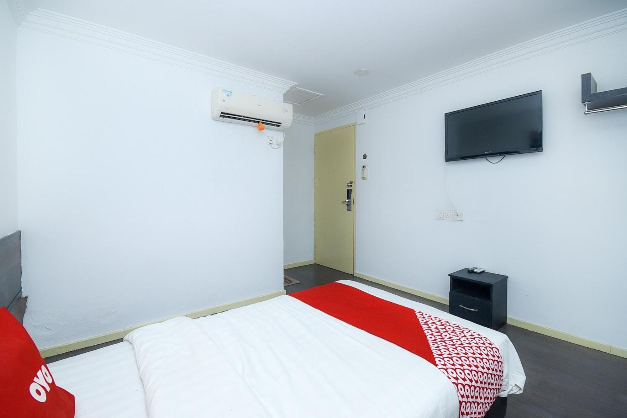 Oyo 90820 River Inn Miri Dış mekan fotoğraf