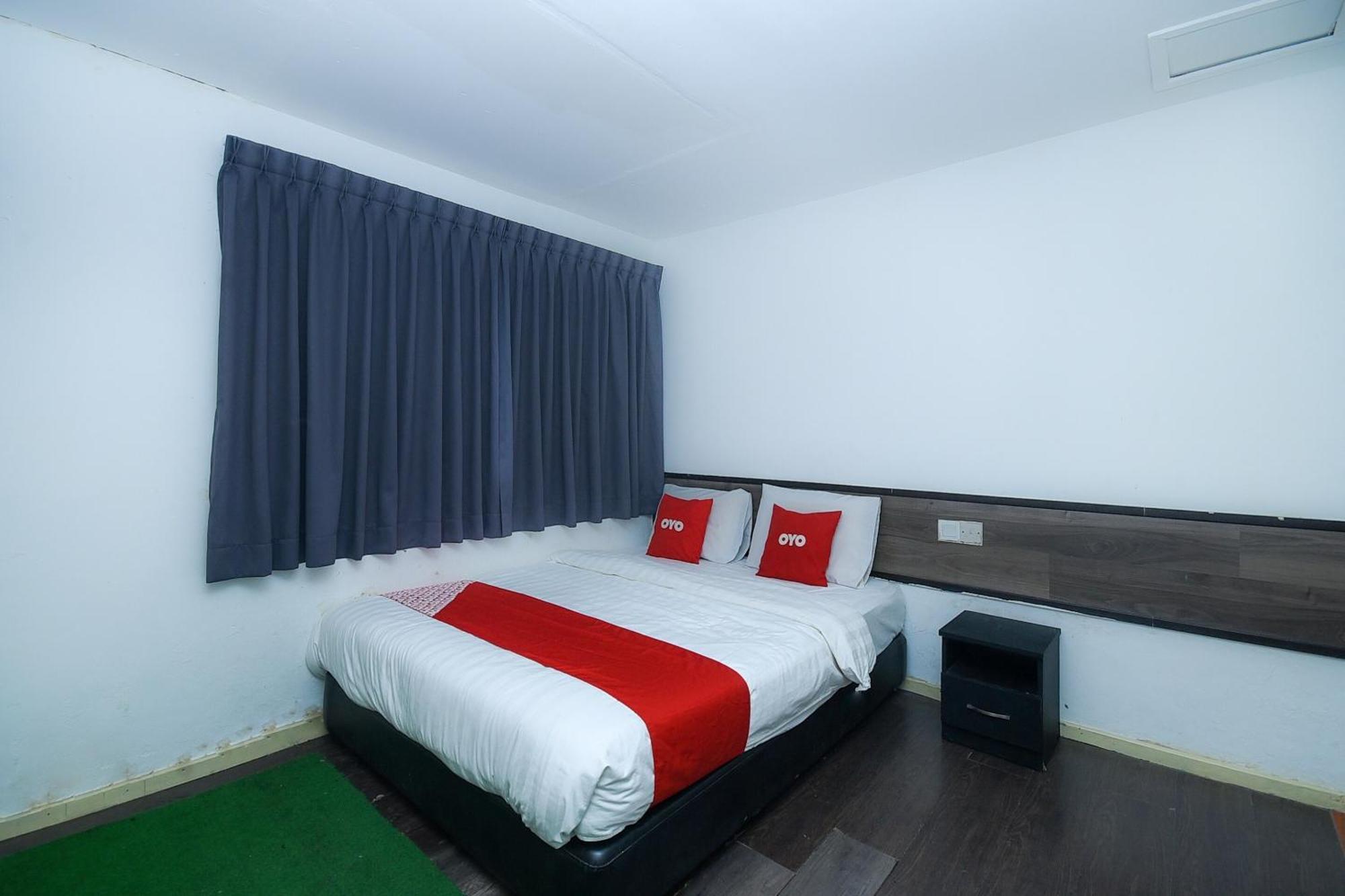 Oyo 90820 River Inn Miri Dış mekan fotoğraf