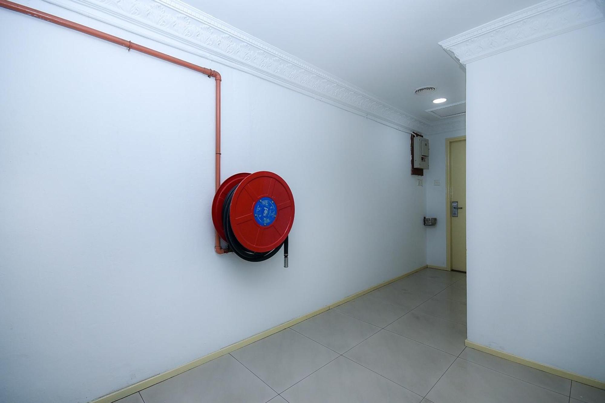 Oyo 90820 River Inn Miri Dış mekan fotoğraf