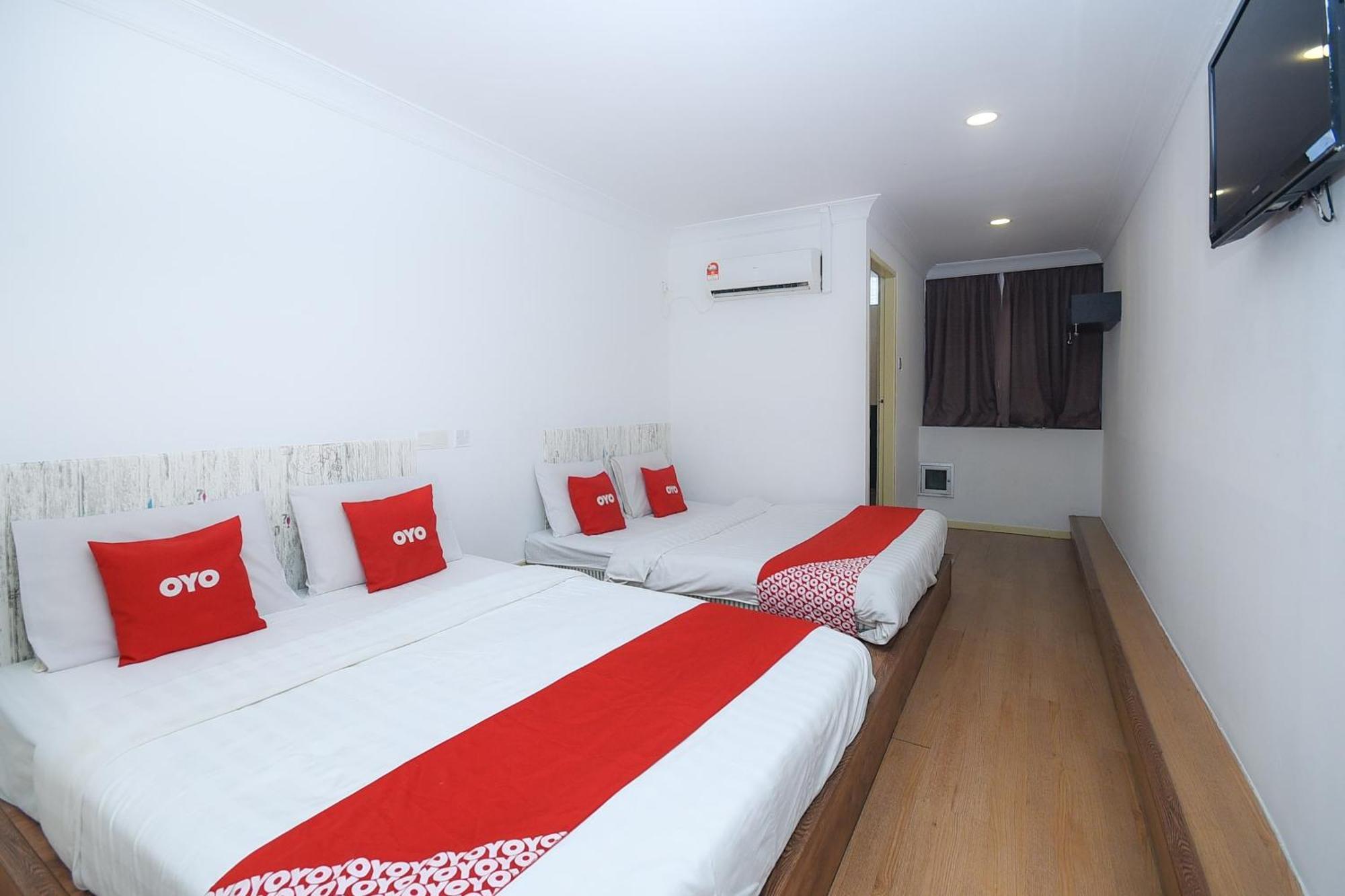 Oyo 90820 River Inn Miri Dış mekan fotoğraf