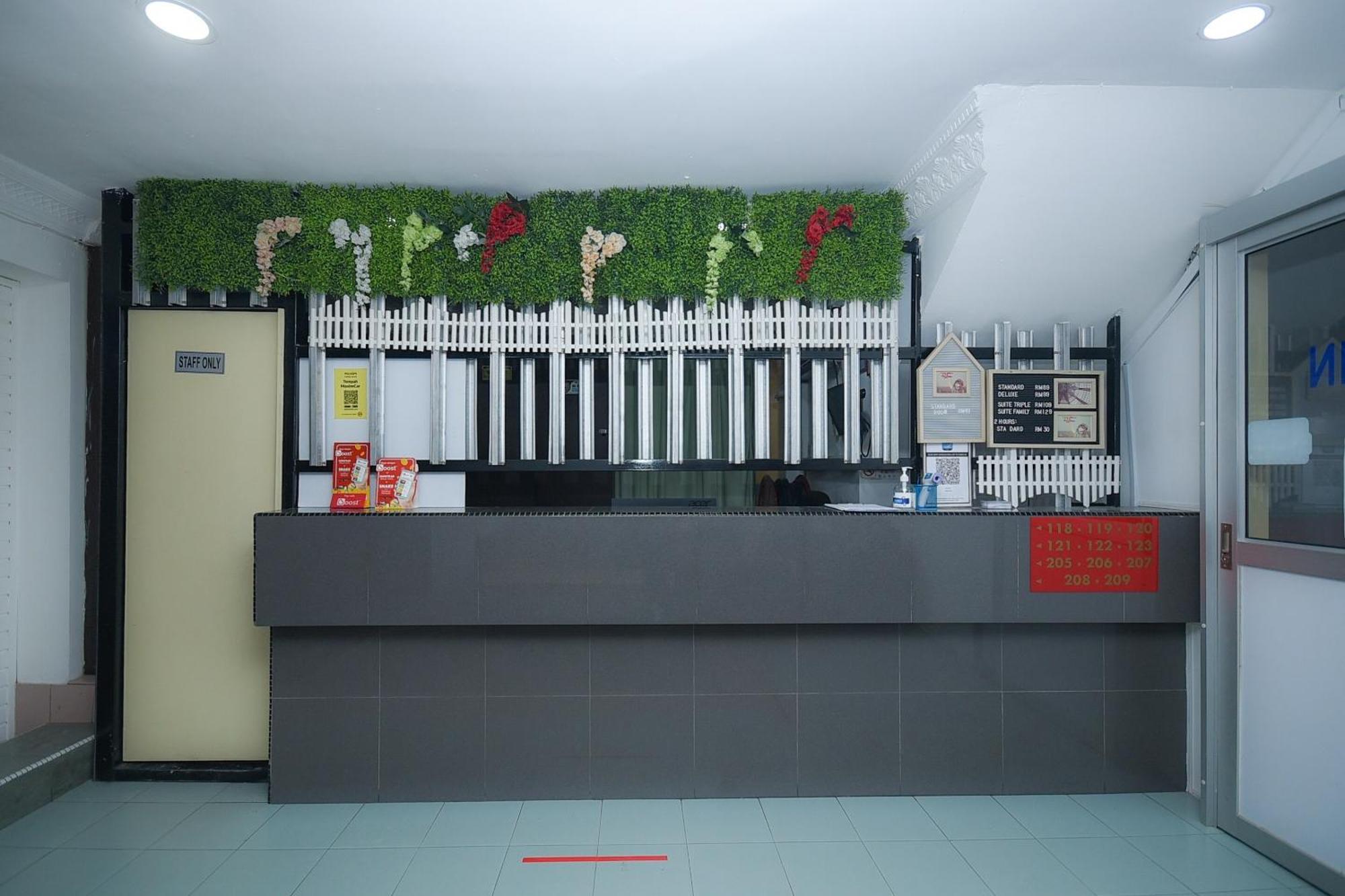 Oyo 90820 River Inn Miri Dış mekan fotoğraf