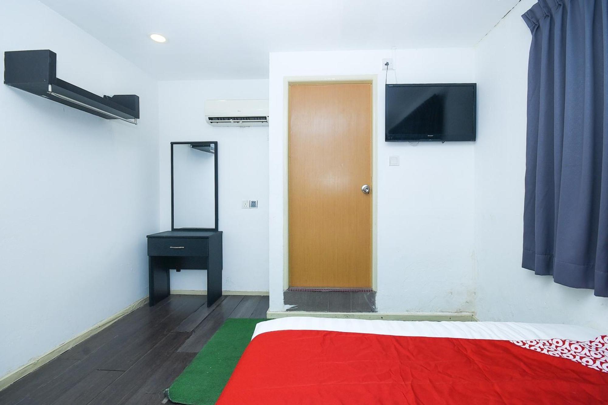 Oyo 90820 River Inn Miri Dış mekan fotoğraf