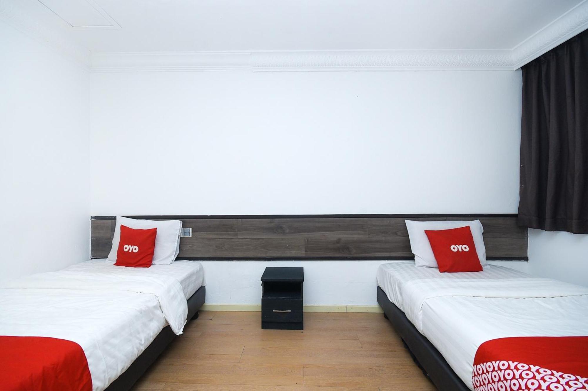 Oyo 90820 River Inn Miri Dış mekan fotoğraf