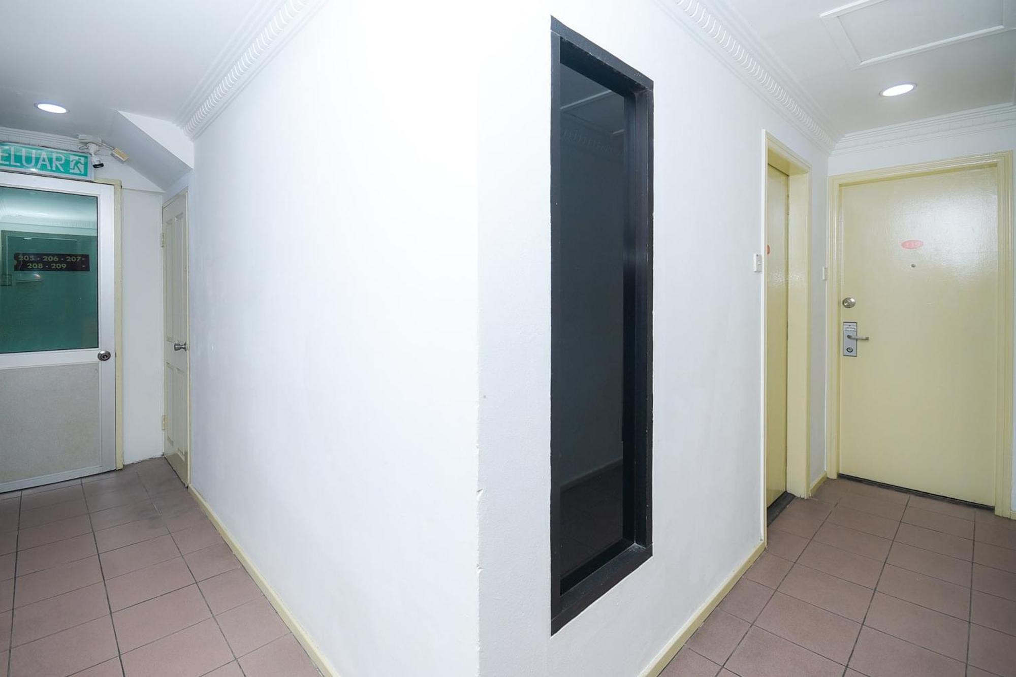 Oyo 90820 River Inn Miri Dış mekan fotoğraf