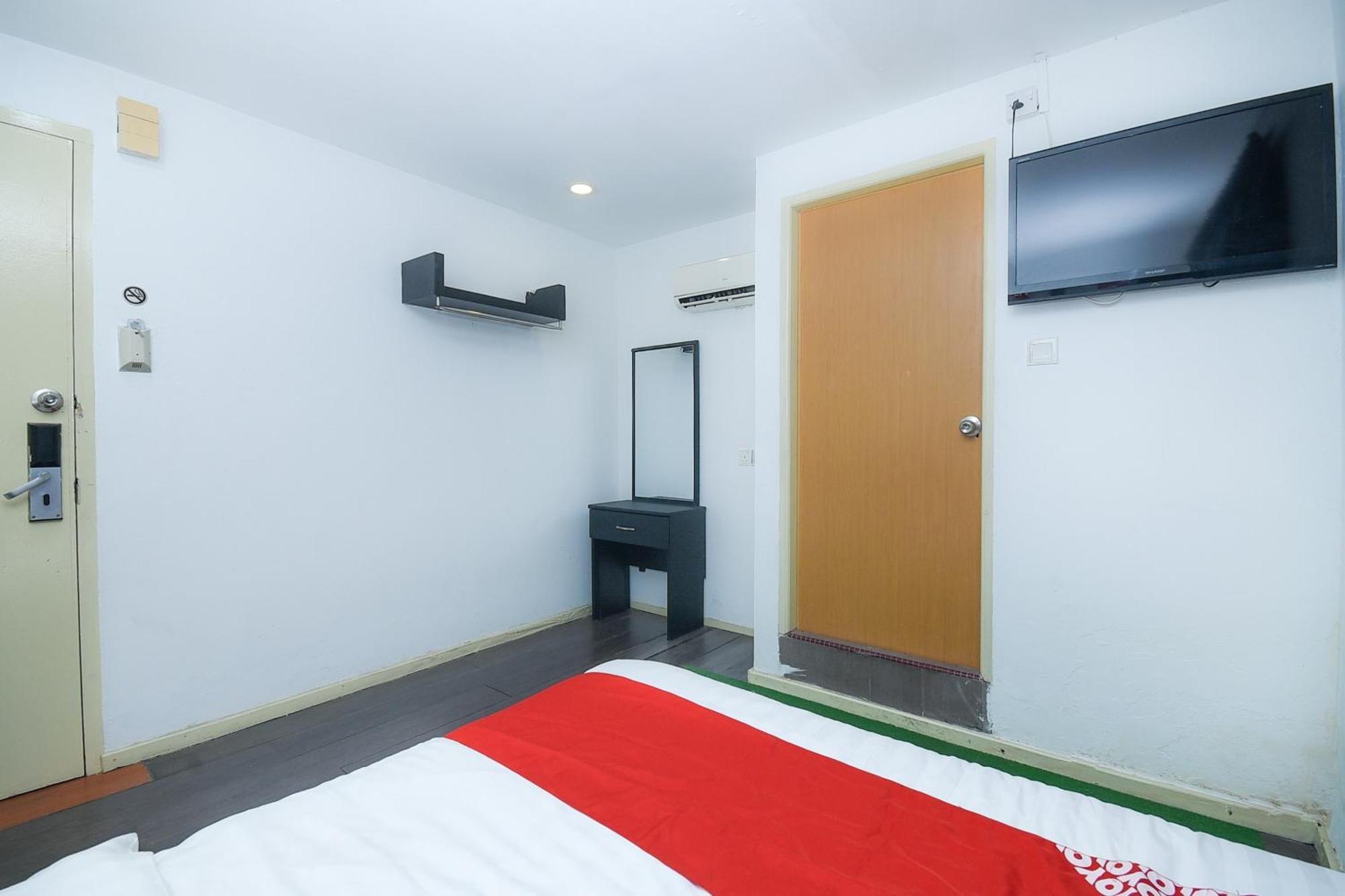 Oyo 90820 River Inn Miri Dış mekan fotoğraf