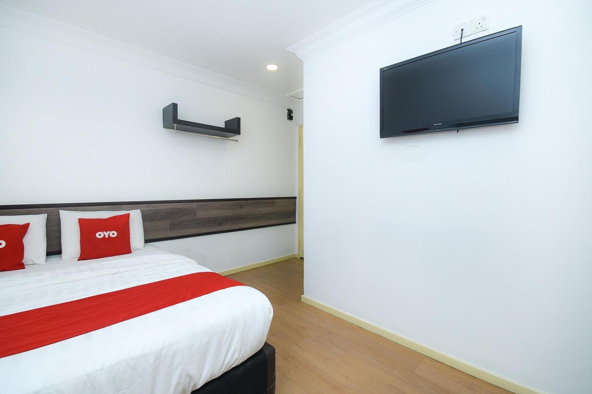 Oyo 90820 River Inn Miri Dış mekan fotoğraf
